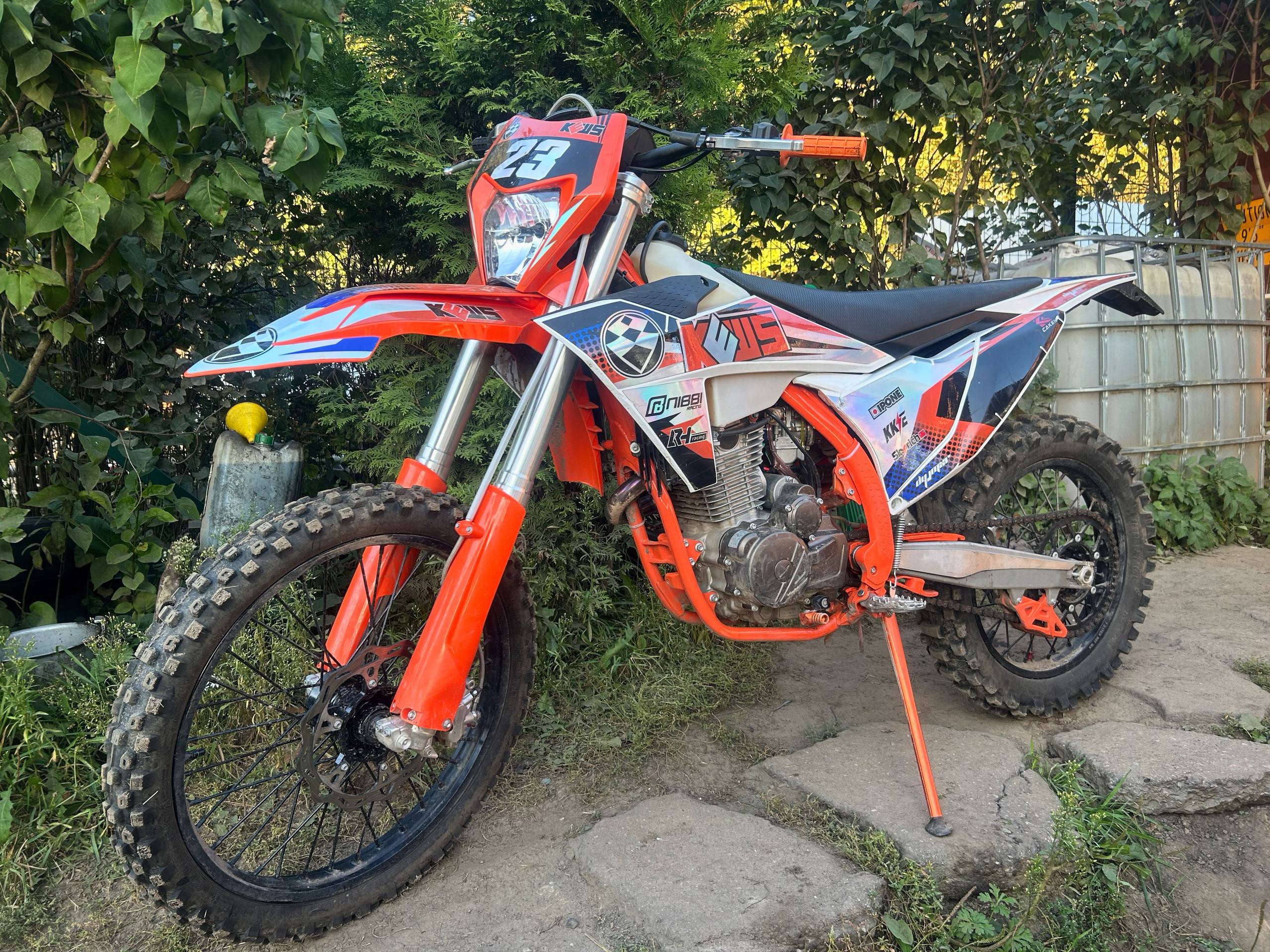 ⚡ Почувствуй мощь эндуро с Kews K23 YB250 — идеальным спутни...